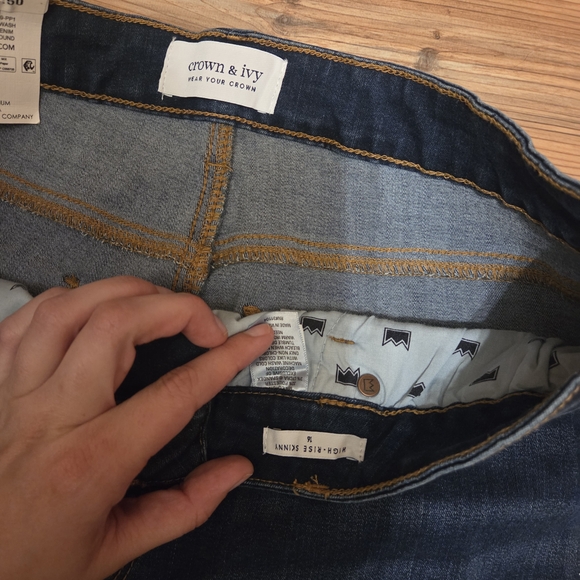 Crown & Ivy Deep Blue Jeans, NWT - Picture 4 of 6